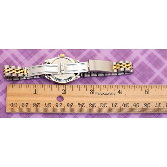 Vintage Silver Tone Stylish Elegant Watch 7 inch by Avon - V9 - Picture 3 of 3